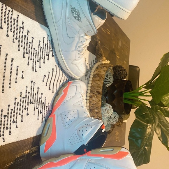 2 Pairs of Air Jordans Sz 13 Jordan 1 & Jordan 6 Infrared - Picture 3 of 6